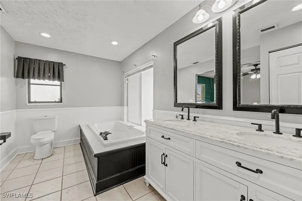 1311 SE 11th Street Cape Coral FL 33990