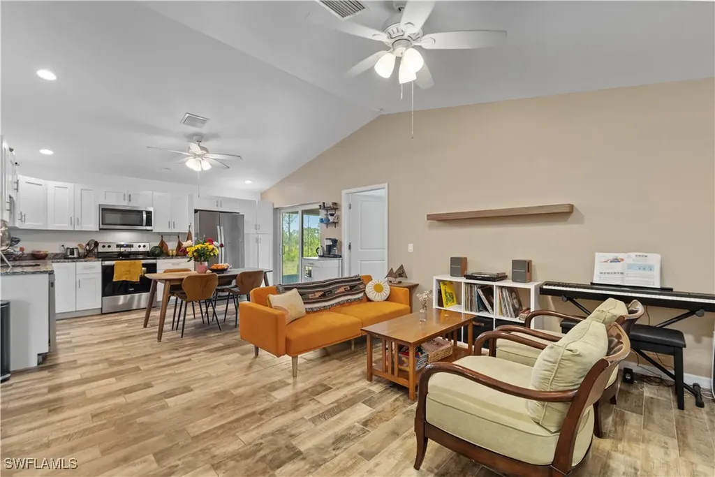 27433 Las Lomas Drive Punta Gorda FL 33955