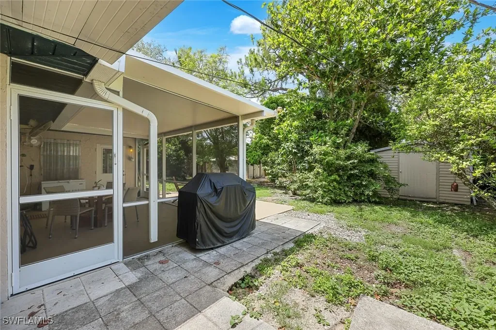 9863 Kentucky Street Bonita Springs FL 34135