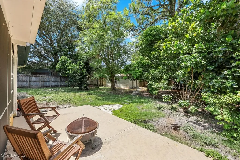 9863 Kentucky Street Bonita Springs FL 34135