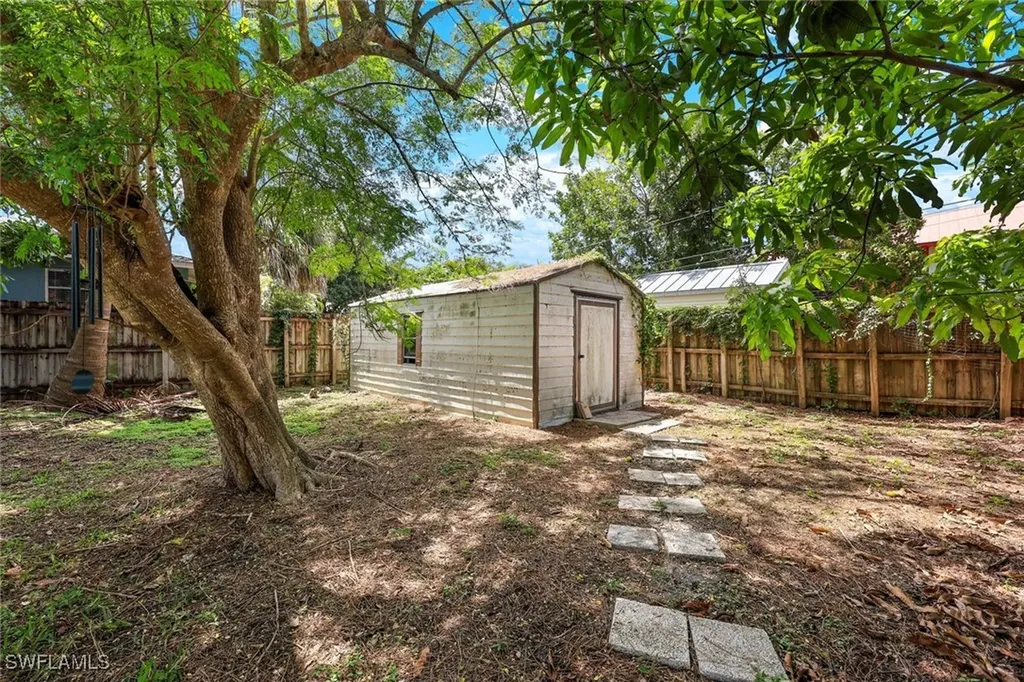 9863 Kentucky Street Bonita Springs FL 34135