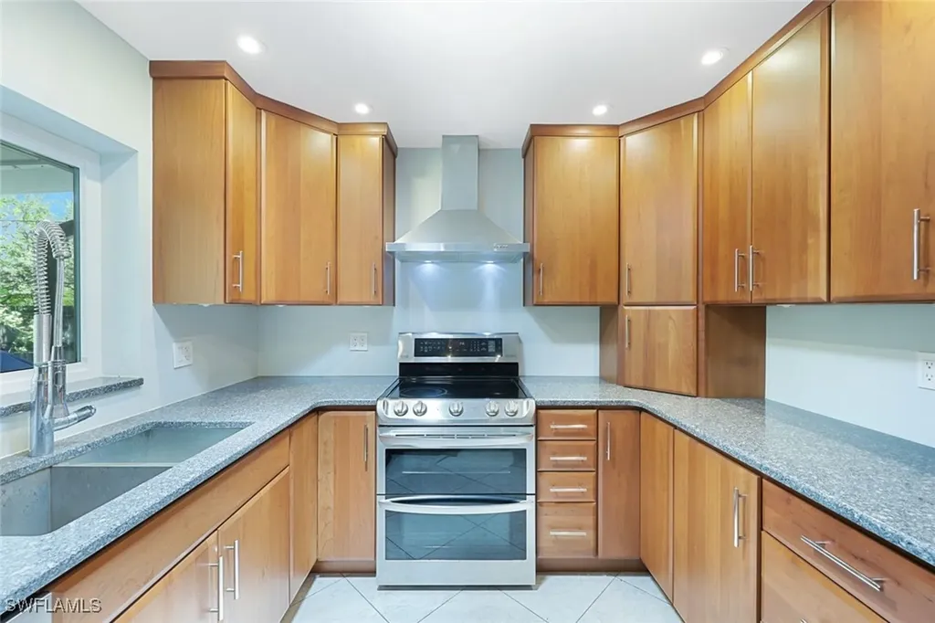 9863 Kentucky Street Bonita Springs FL 34135