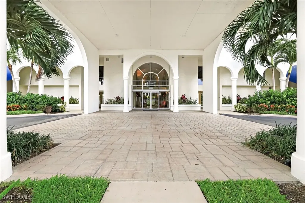 5550 Heron Point Drive Naples FL 34108