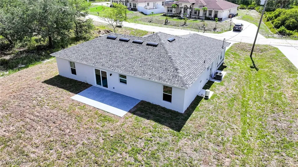 1895 Weldon Avenue Lehigh Acres FL 33972