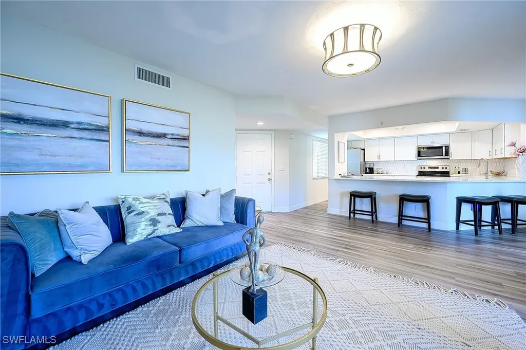 586 Beachwalk Circle Naples FL 34108