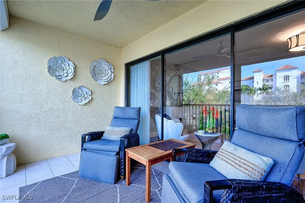 586 Beachwalk Circle Naples FL 34108