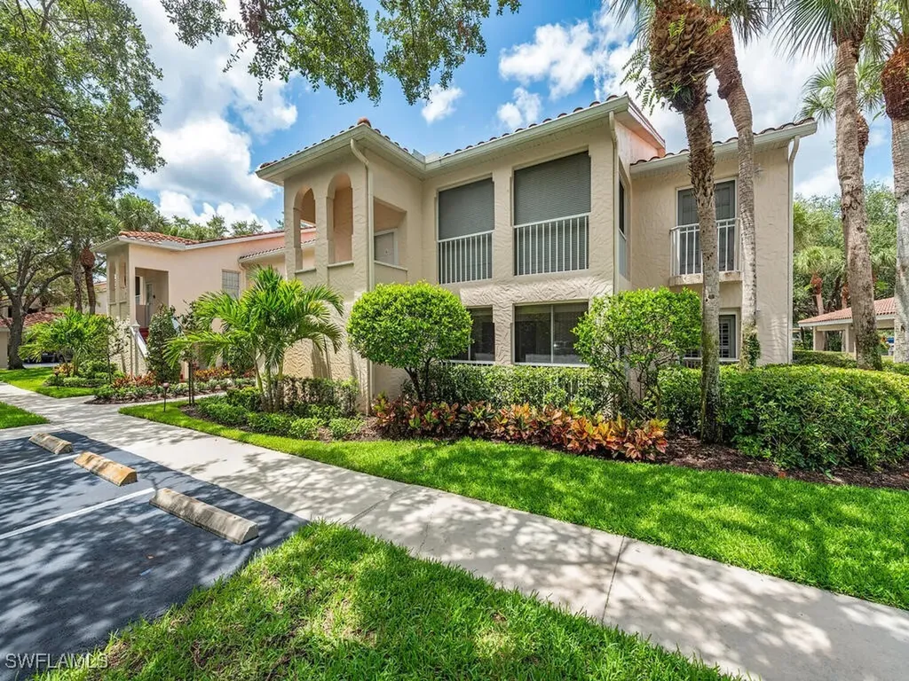 105 Tuscana Court Naples FL 34119