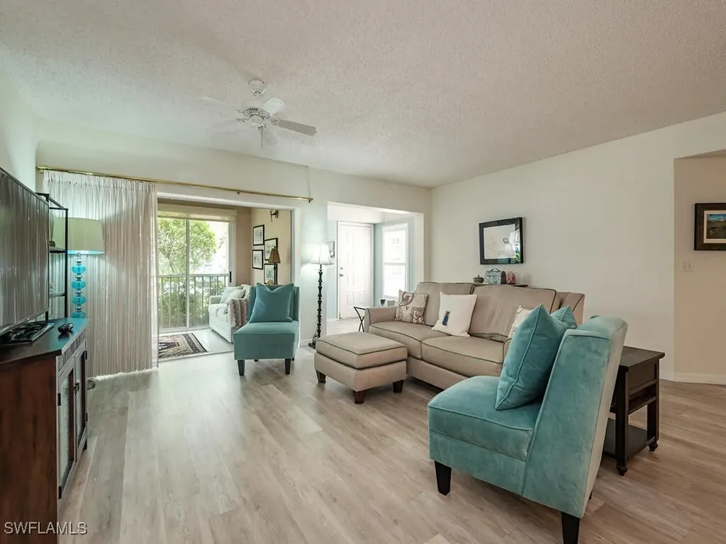 105 Tuscana Court Naples FL 34119