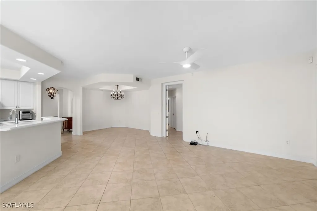 1630 Tarpon Bay Drive S Naples FL 34119