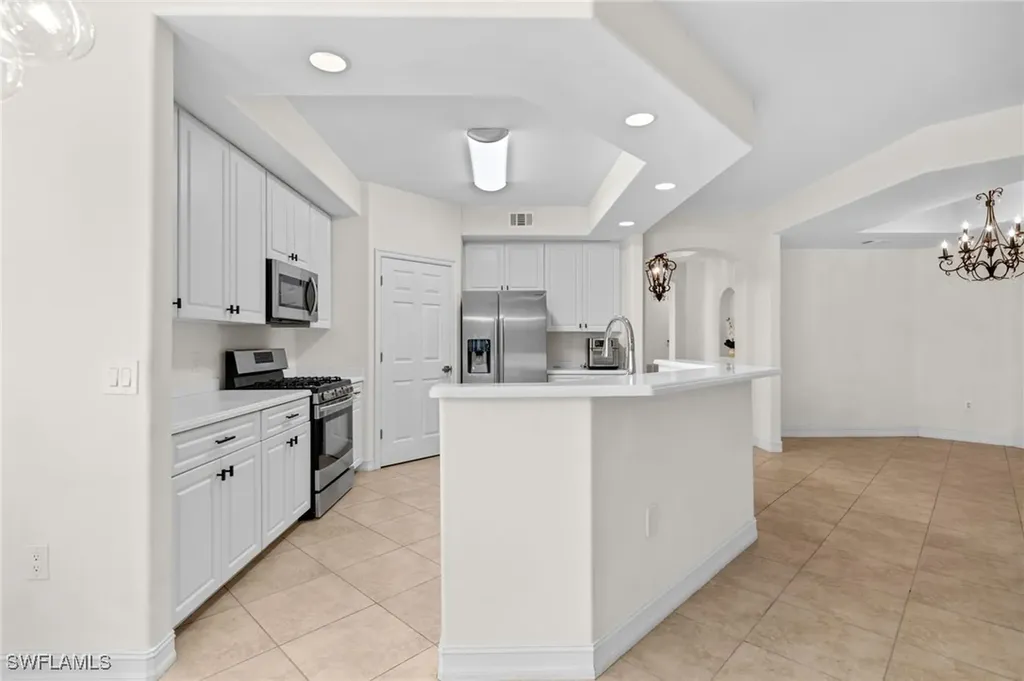 1630 Tarpon Bay Drive S Naples FL 34119