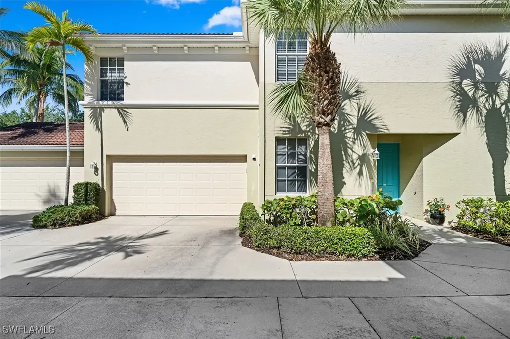 1630 Tarpon Bay Drive S Naples FL 34119