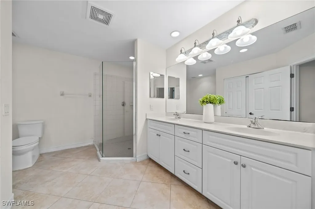1630 Tarpon Bay Drive S Naples FL 34119