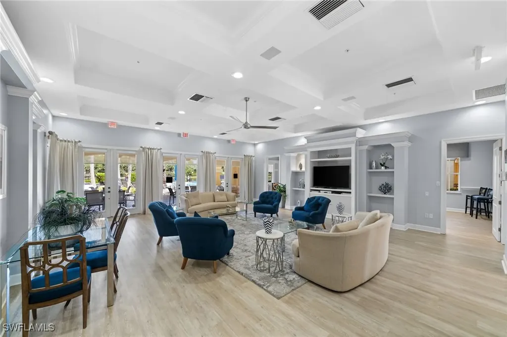1630 Tarpon Bay Drive S Naples FL 34119