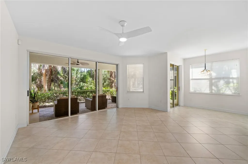 1630 Tarpon Bay Drive S Naples FL 34119