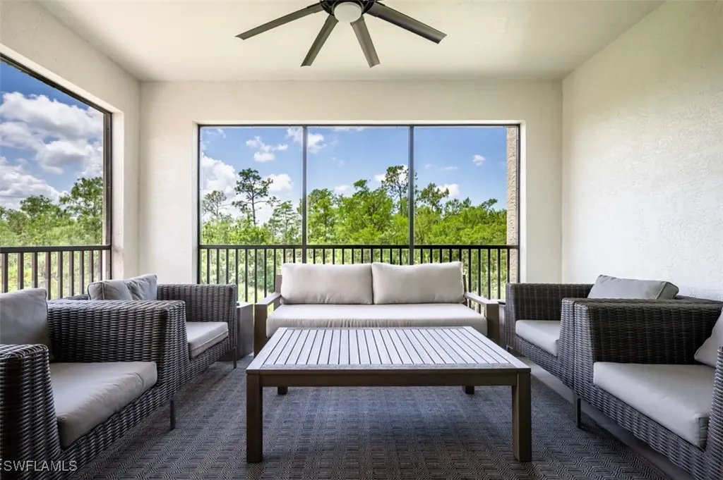 16360 Viansa Way Naples FL 34110