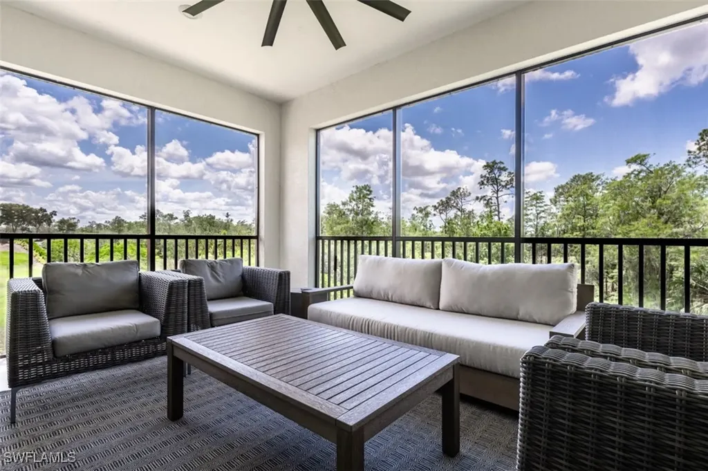 16360 Viansa Way Naples FL 34110