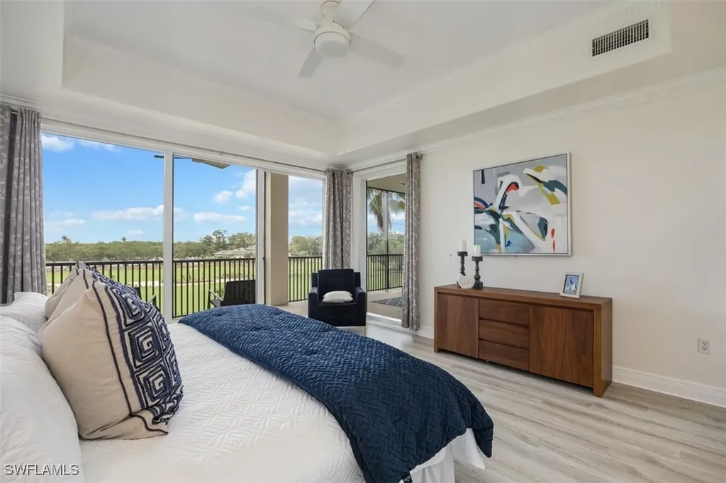 560 El Camino Real Naples FL 34119