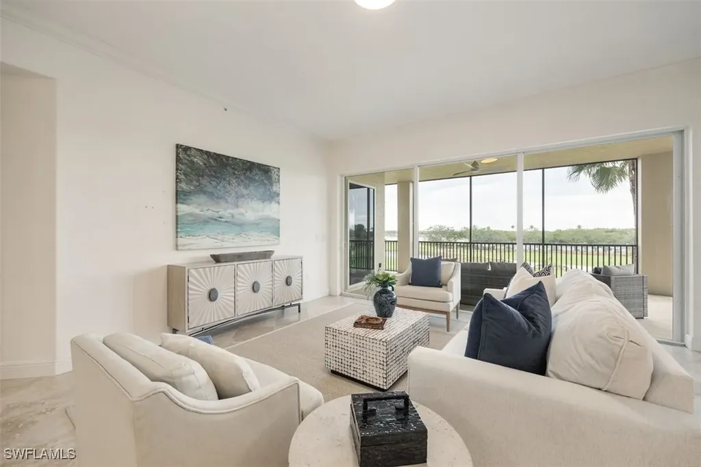 560 El Camino Real Naples FL 34119