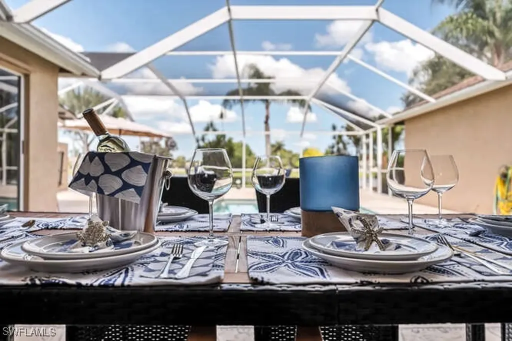 929 Marble Drive Naples FL 34104