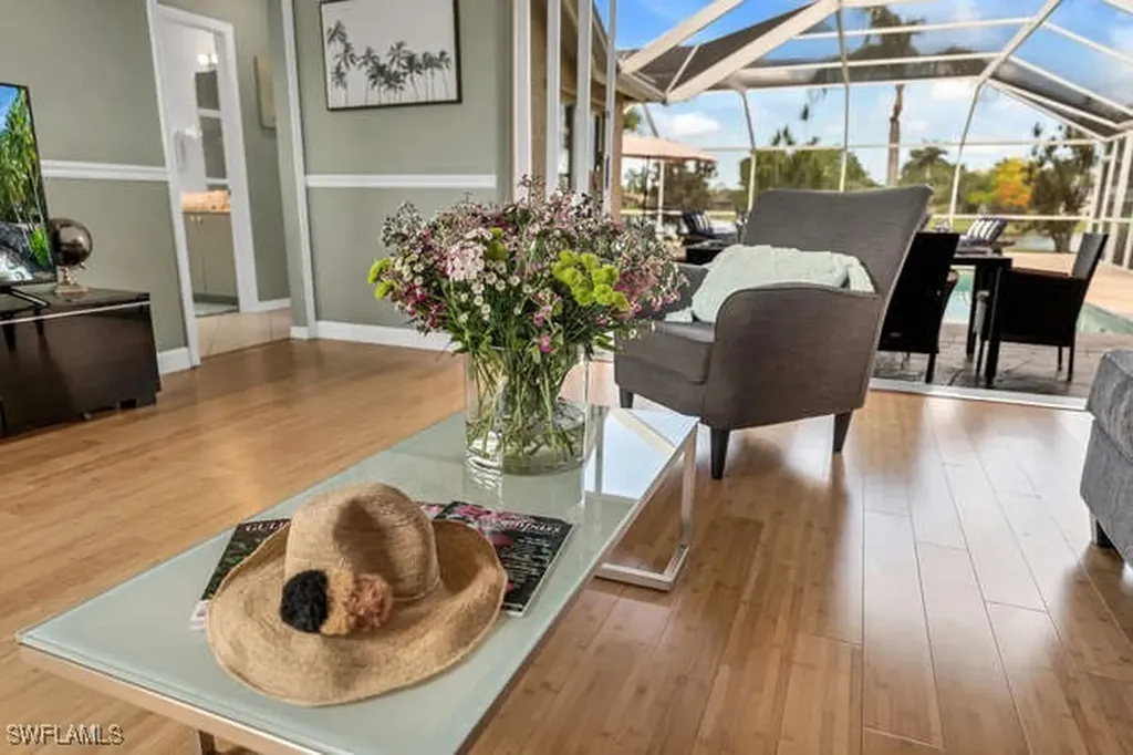 929 Marble Drive Naples FL 34104