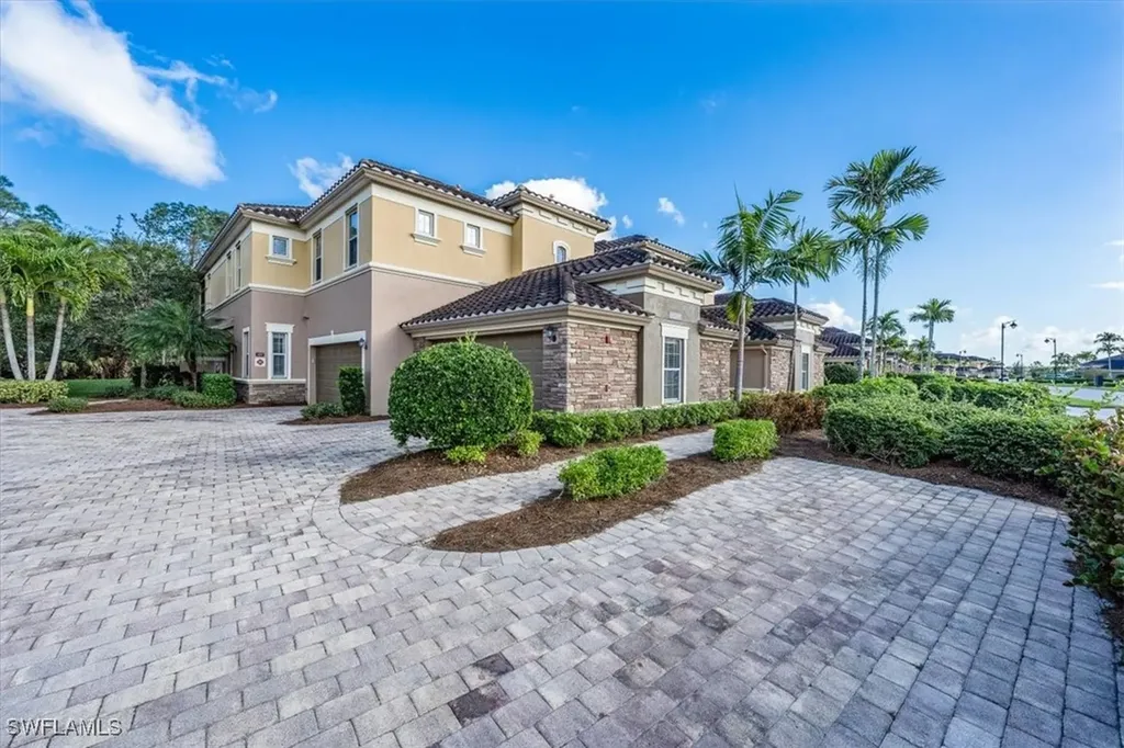 9528 Ironstone Terrace Naples FL 34120