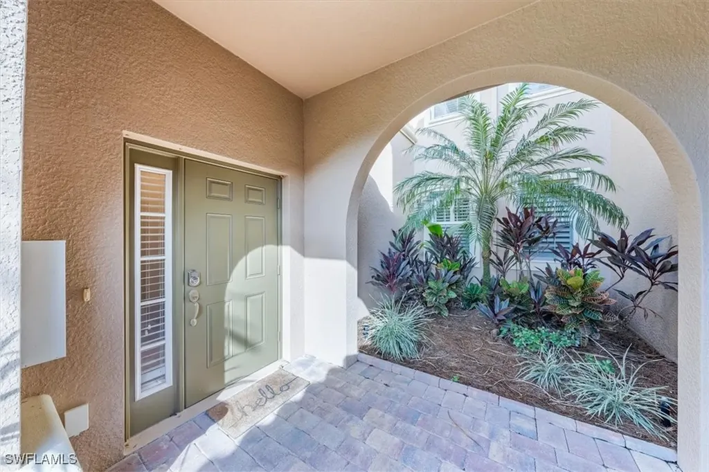 9528 Ironstone Terrace Naples FL 34120