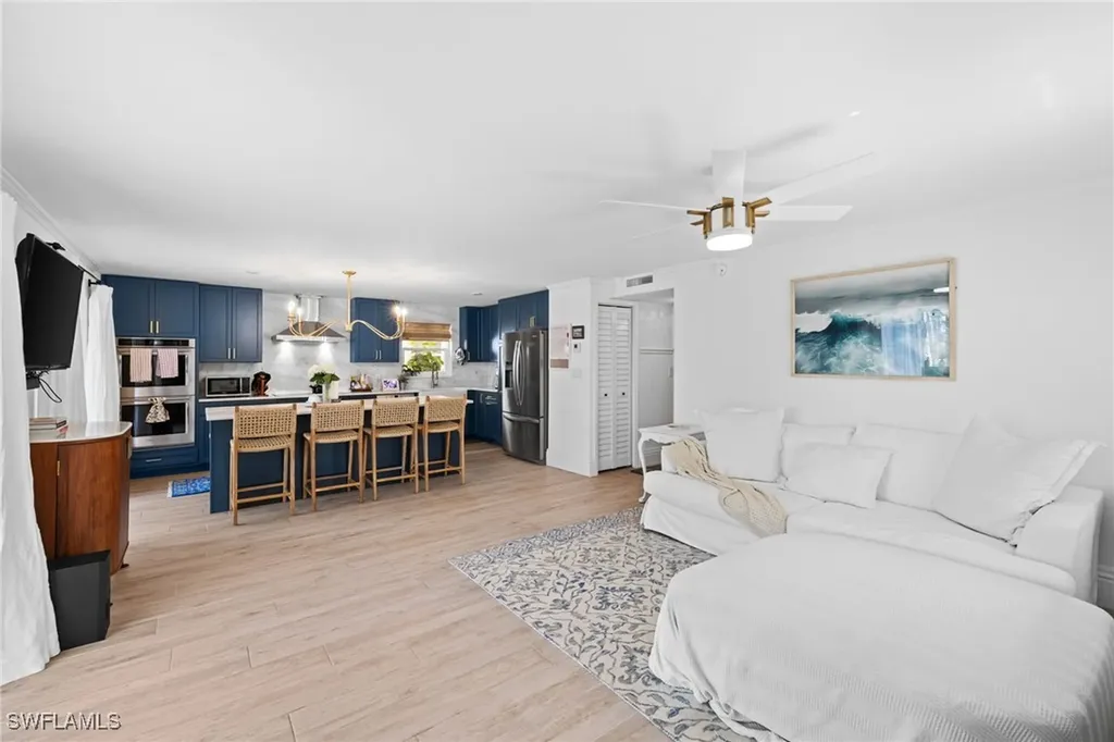 1549 Sandpiper Street Naples FL 34102