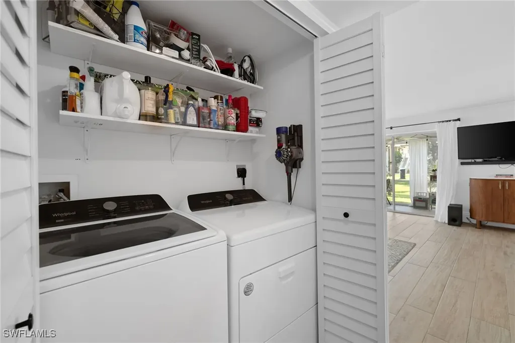 1549 Sandpiper Street Naples FL 34102