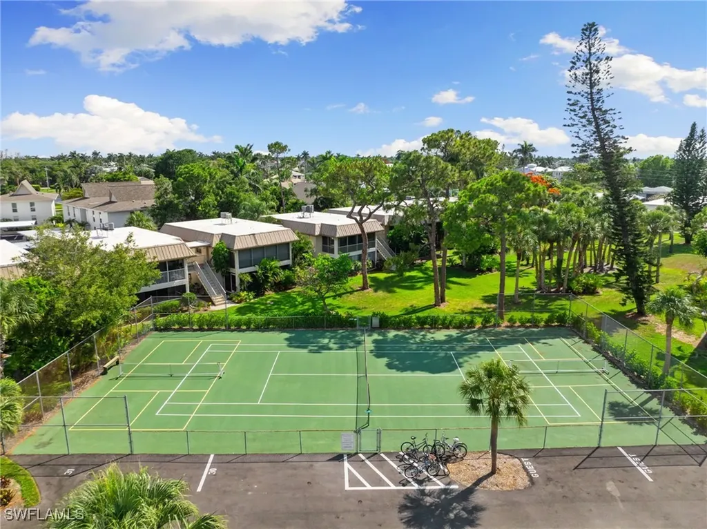 1549 Sandpiper Street Naples FL 34102