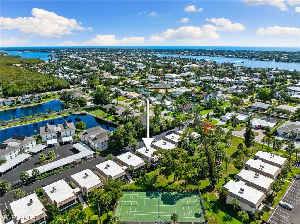 1549 Sandpiper Street Naples FL 34102