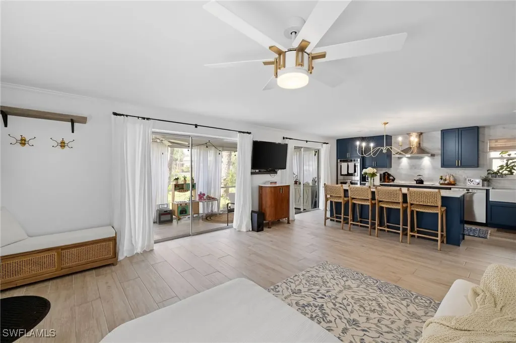 1549 Sandpiper Street Naples FL 34102