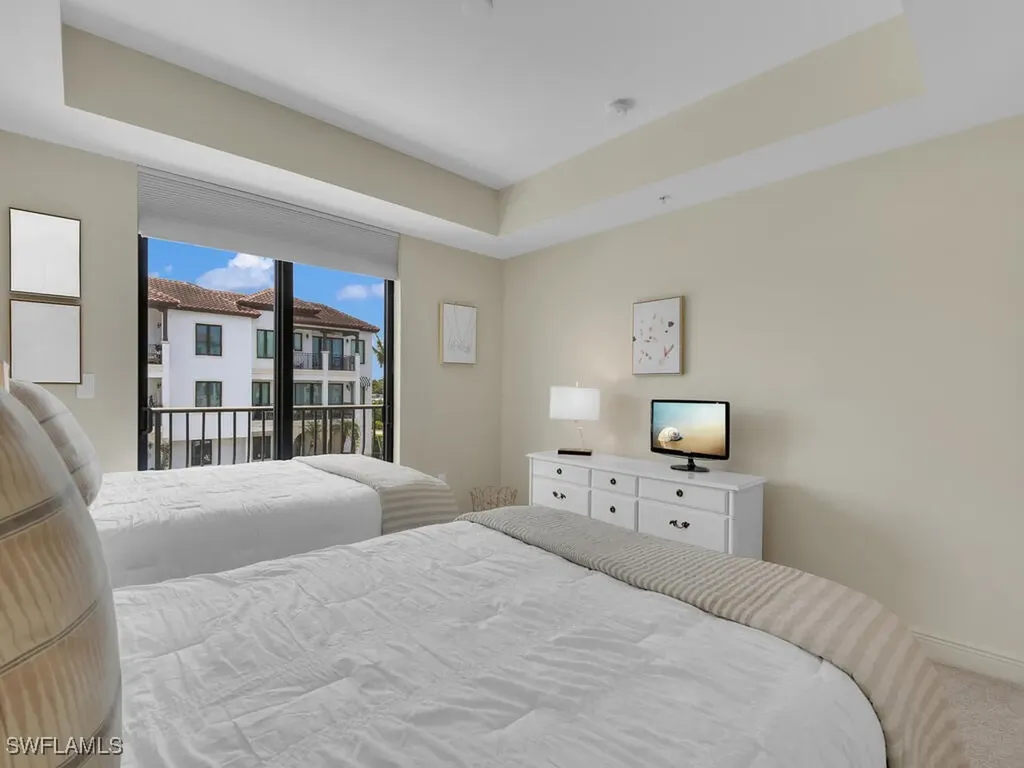 1490 5th Avenue S Naples FL 34102