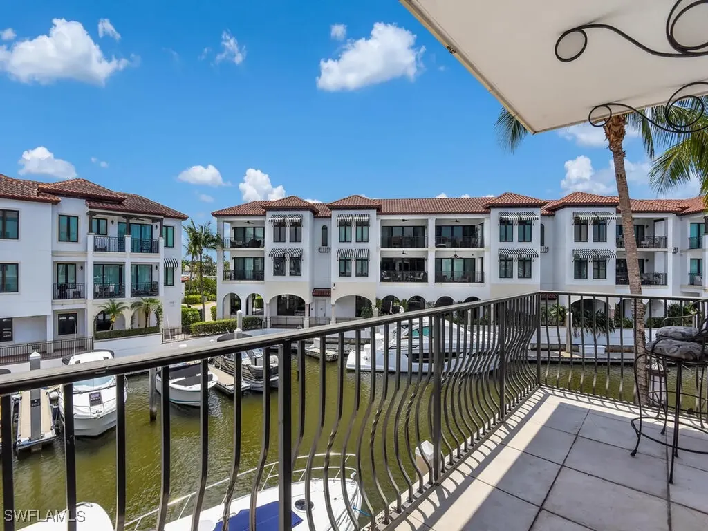1490 5th Avenue S Naples FL 34102