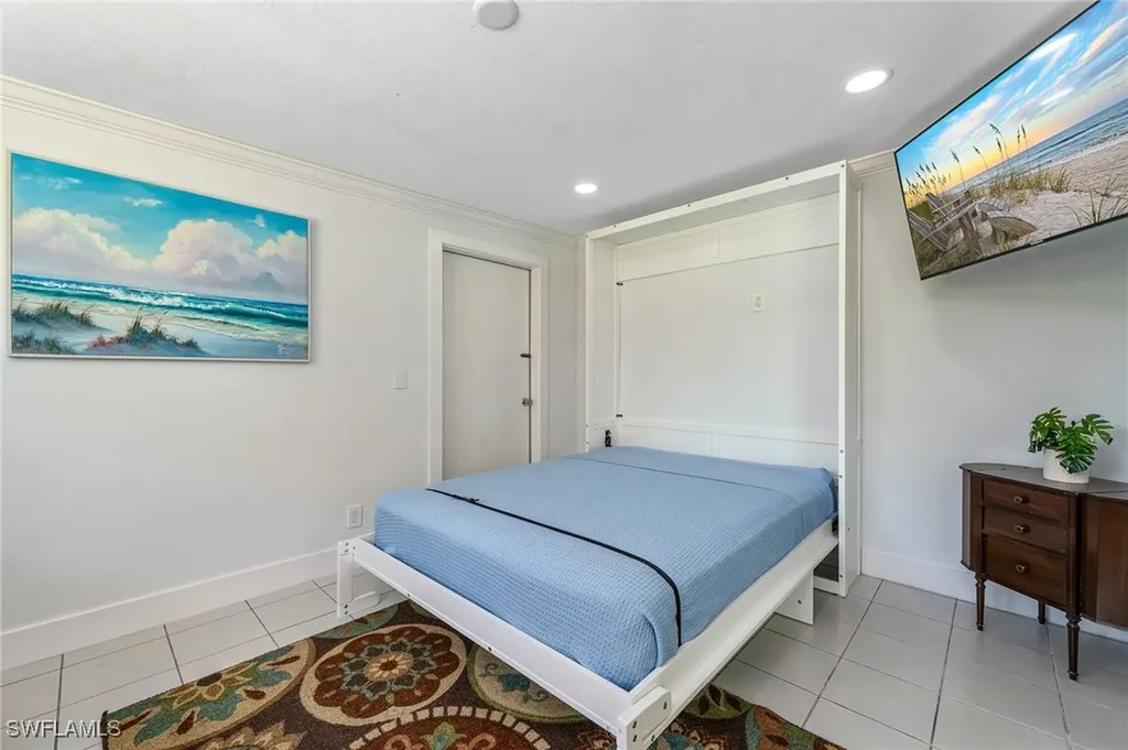 1140 Rainbow Drive Naples FL 34104