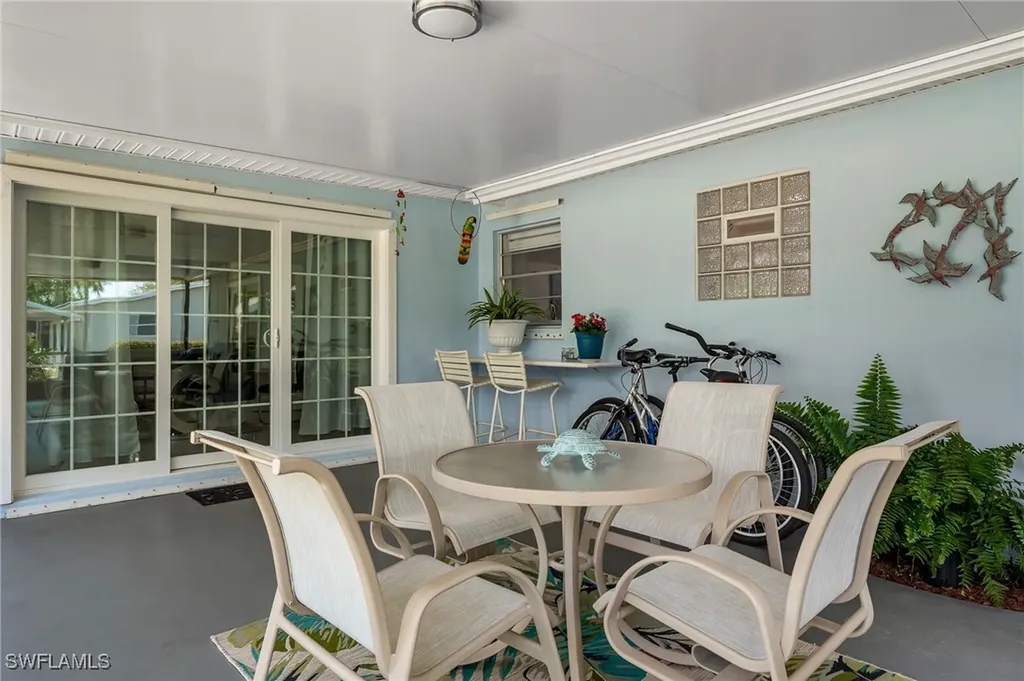1140 Rainbow Drive Naples FL 34104