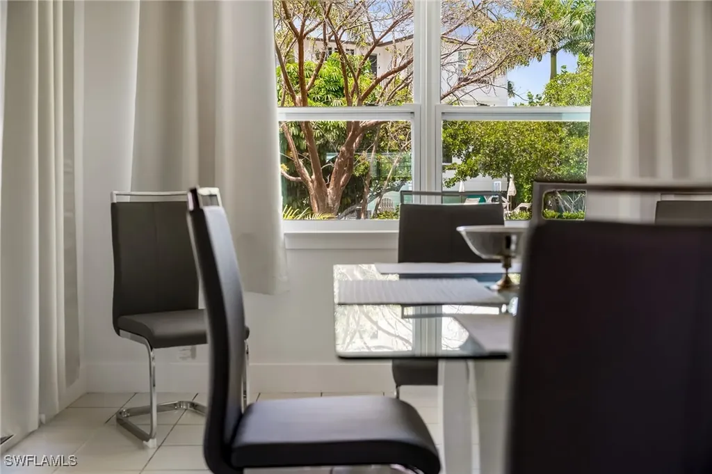 1140 Rainbow Drive Naples FL 34104