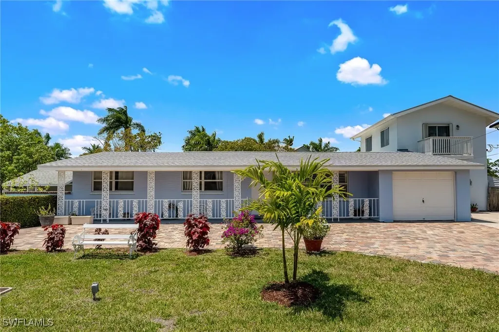 1140 Rainbow Drive Naples FL 34104