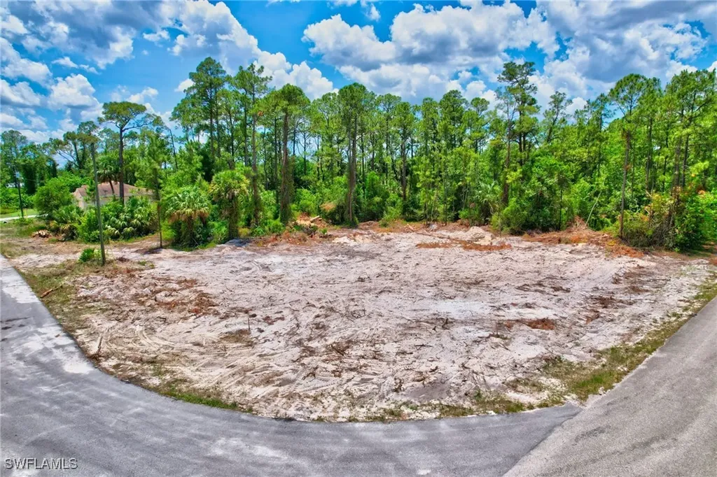 2123 Jefferson Avenue Alva FL 33920