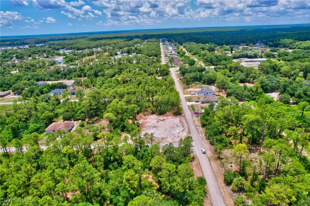 2123 Jefferson Avenue Alva FL 33920