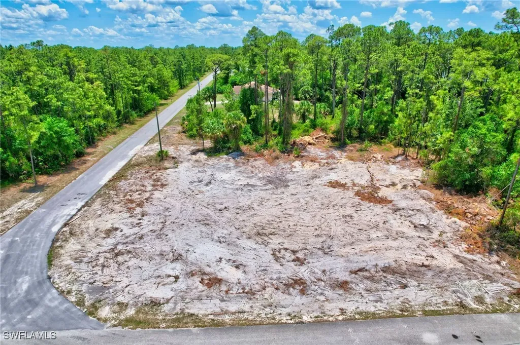 2123 Jefferson Avenue Alva FL 33920