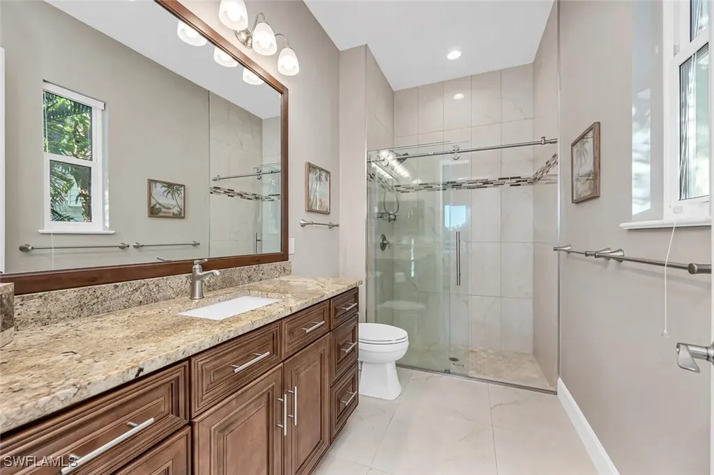 3254 Lakeview Drive Naples FL 34112