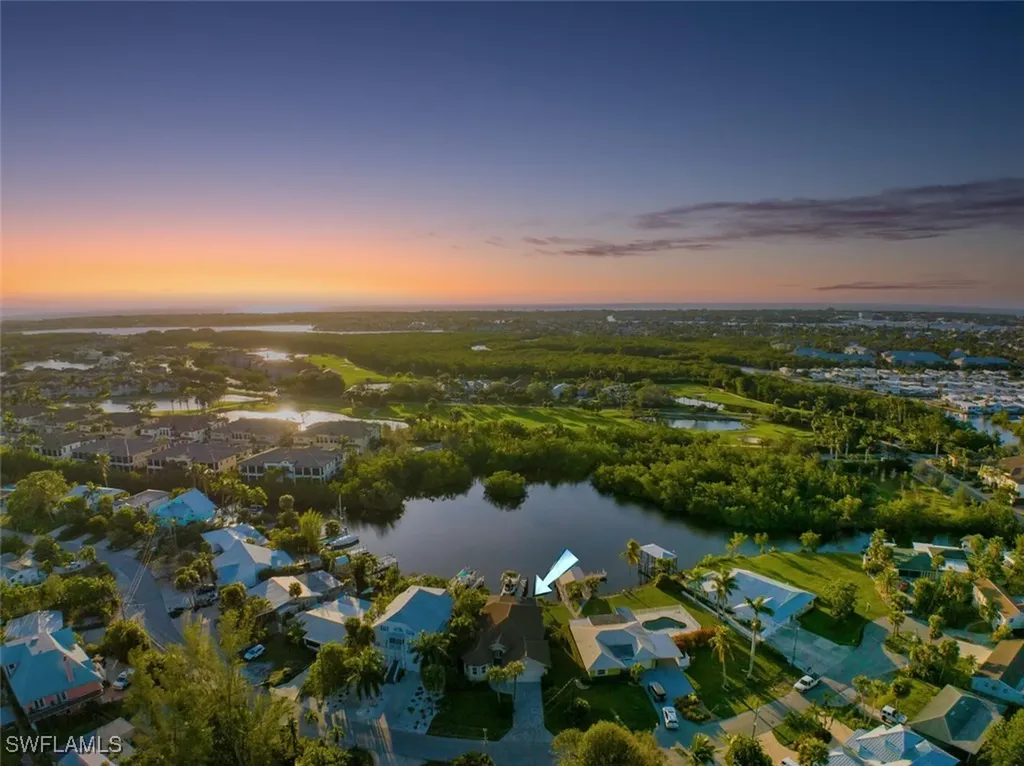 3254 Lakeview Drive Naples FL 34112