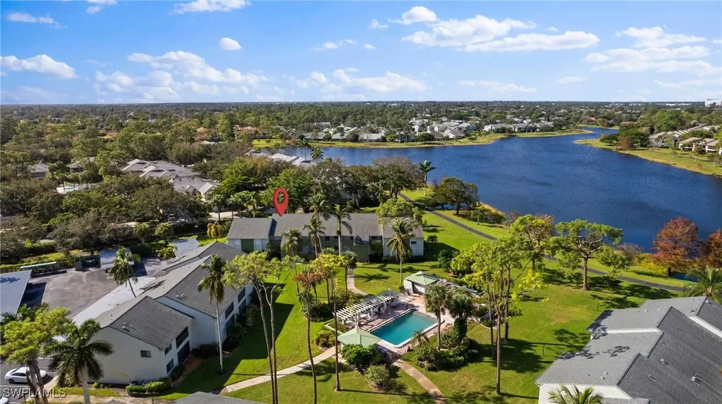 2930 Kings Lake Boulevard Naples FL 34112
