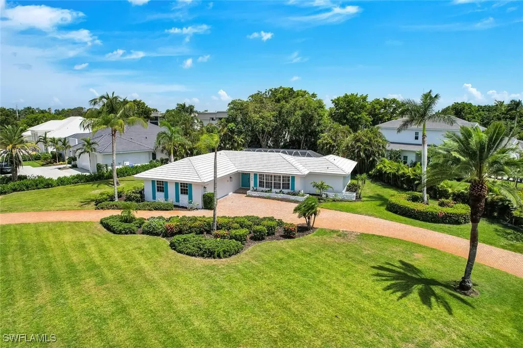 740 Park Shore Drive Naples FL 34103