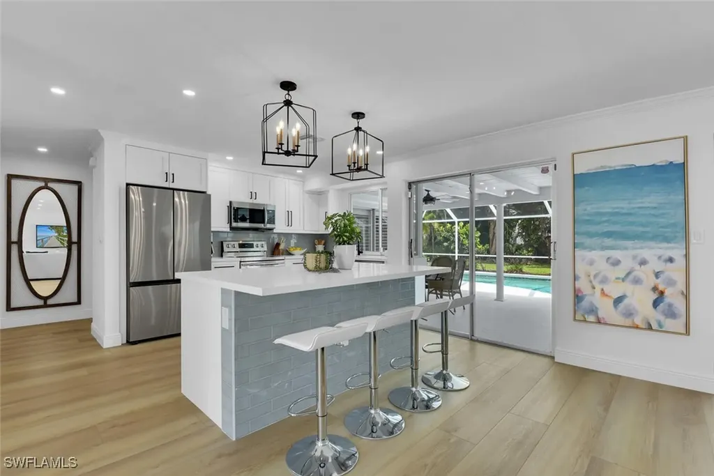 740 Park Shore Drive Naples FL 34103