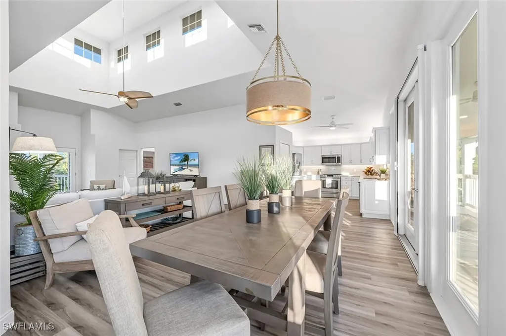 2736 Gulfview Drive Naples FL 34112
