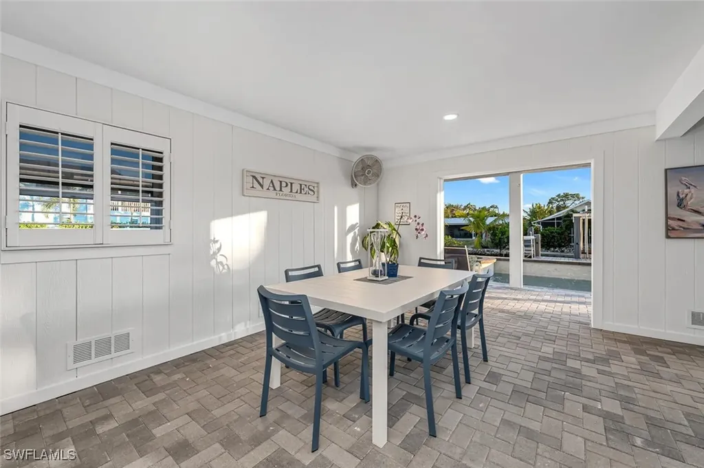 2736 Gulfview Drive Naples FL 34112