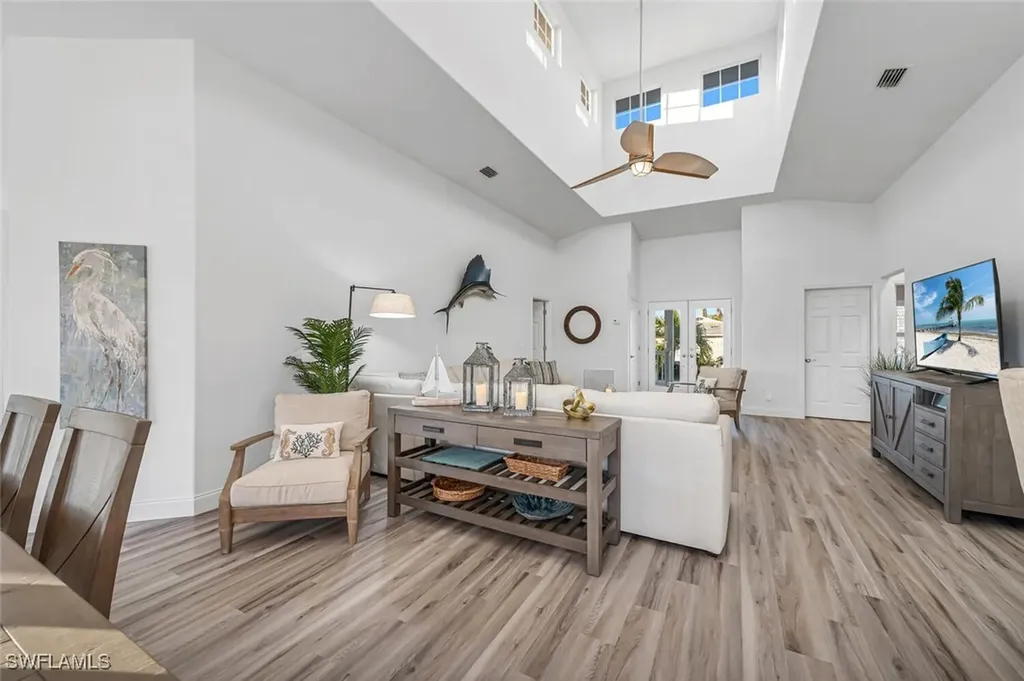 2736 Gulfview Drive Naples FL 34112