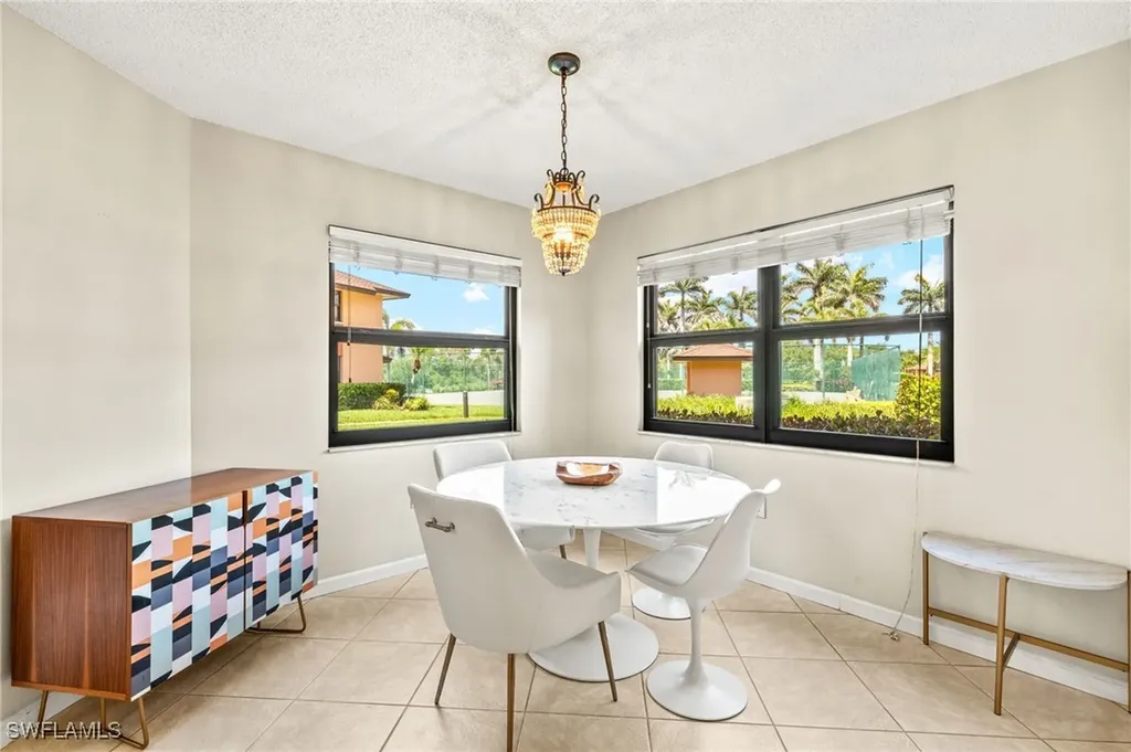 1512 Mainsail Drive Naples FL 34114