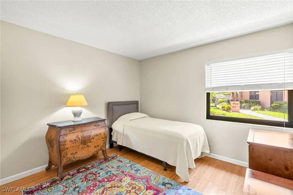 1512 Mainsail Drive Naples FL 34114